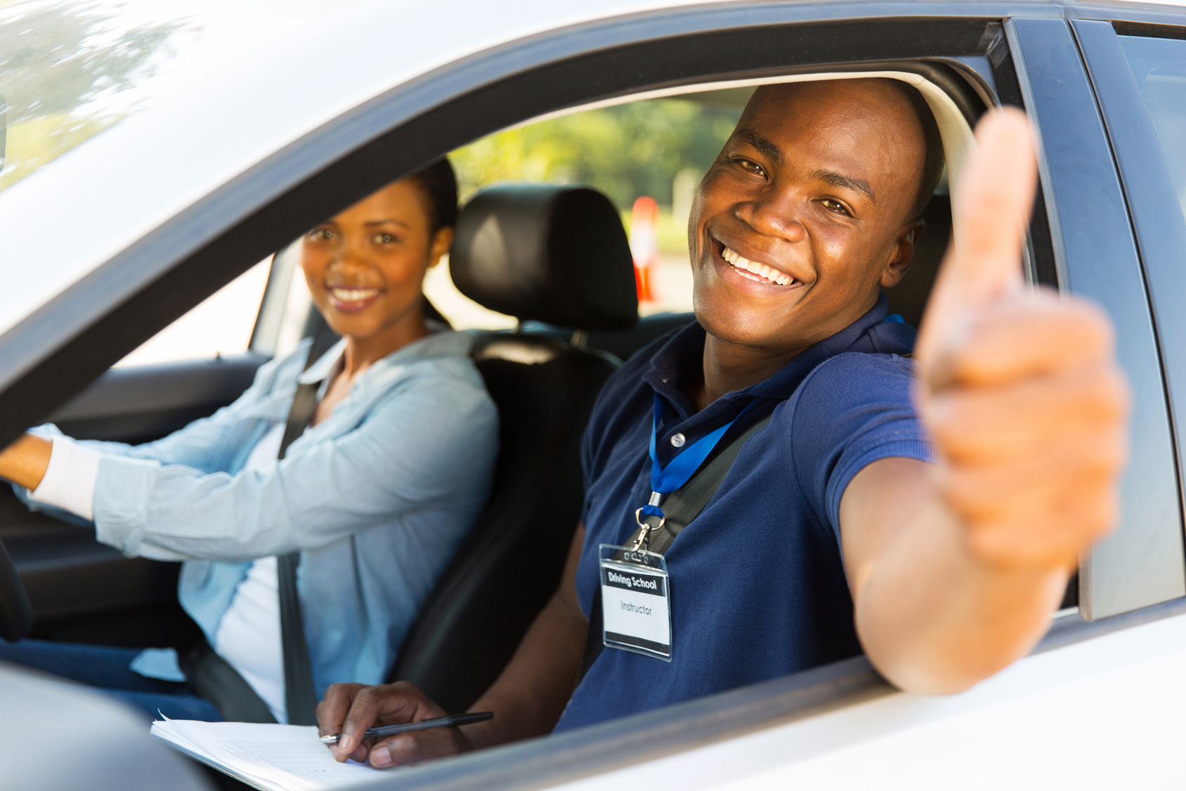 Benefits of Taking Driving Lessons From an Instructor